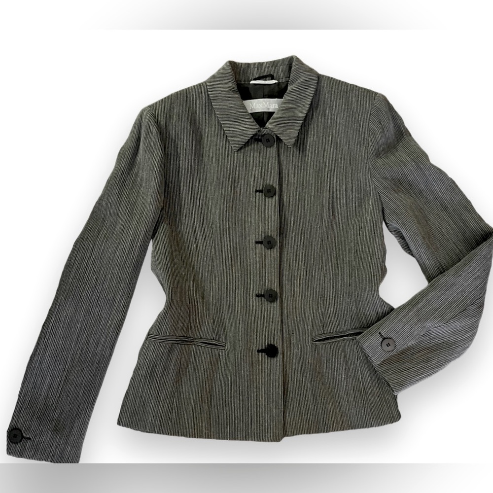 VINTAGE Max Mara button down blazer